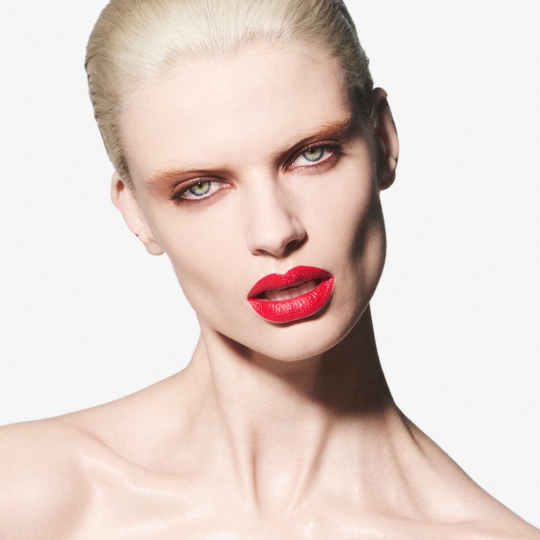 Fucking Fabulous Lip Colour, 3.2 g, F1 Peony, F1, Model, light